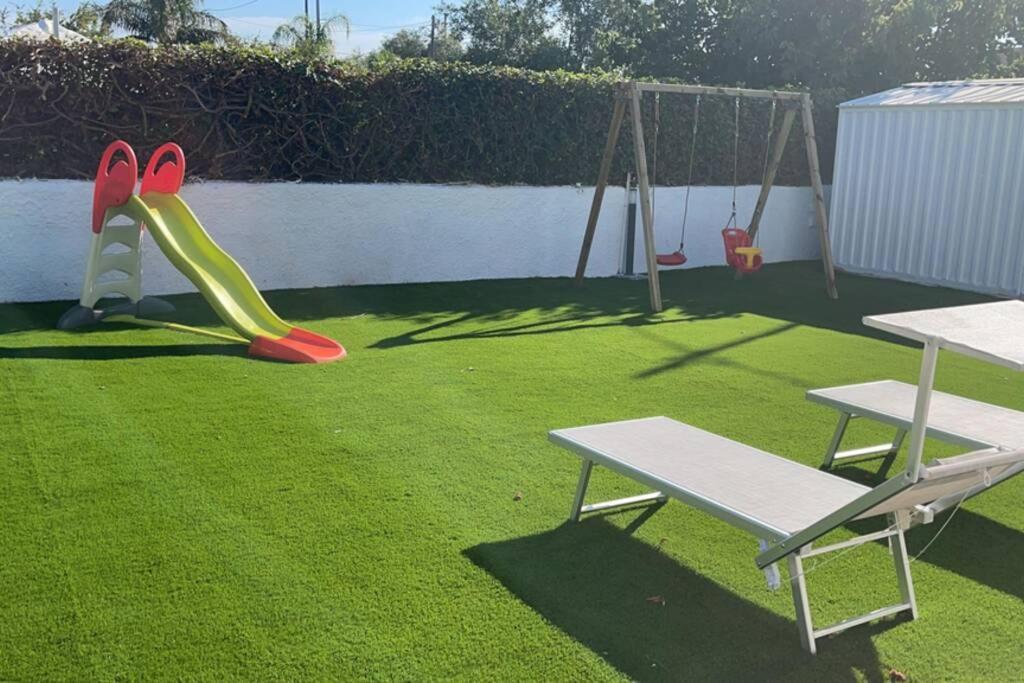 Villa Mare Blue Sr Nuovissima Villa 150M Dal Mare Adatta A Bambini Terrauzza Kültér fotó